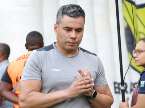 Jair Ventura, do Vitória, mantém esperança de escapar do rebaixamento