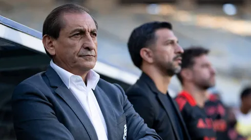 Ramon Diaz tecnico do Internacional durante partida contra o Fluminense no estadio Maracana pelo campeonato Brasileiro A 2025. Foto: Jorge Rodrigues/AGIF