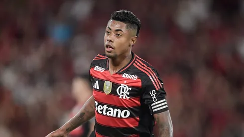Bruno Henrique jogador do Flamengo comemora seu gol durante partida contra o Sport no estadio Maracana pelo campeonato Brasileiro A 2025. Foto: Thiago Ribeiro/AGIF