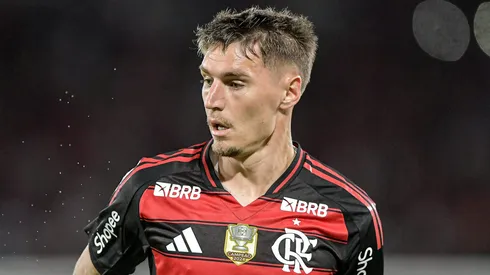 Varela durante confronto contra o São Paulo no Campeonato Brasileiro de 2025.