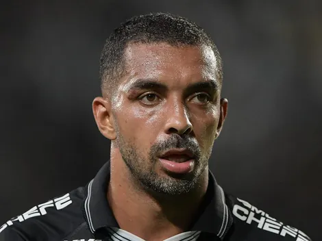 Carlo Ancelotti fala sobre Paulo Henrique e São Januário