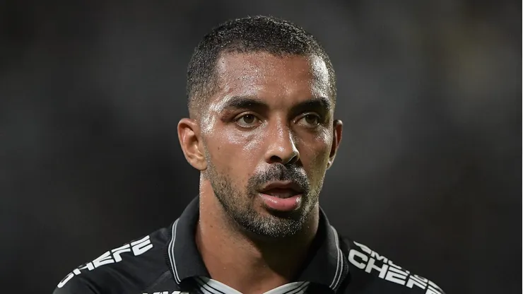 Paulo Henrique jogador do Vasco durante partida contra o Sao Paulo no estadio Sao Januario pelo campeonato Brasileiro A 2025. Foto: Thiago Ribeiro/AGIF
