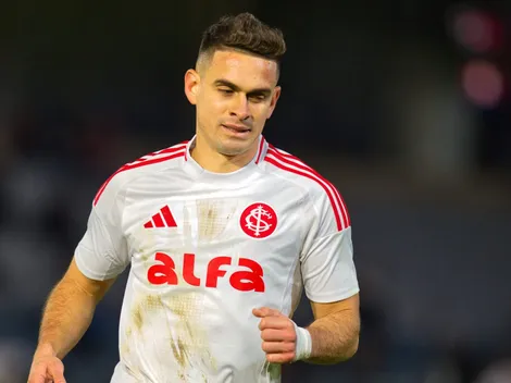 Baldasso critica Borré após empate do Internacional: "Jogador a menos em campo"