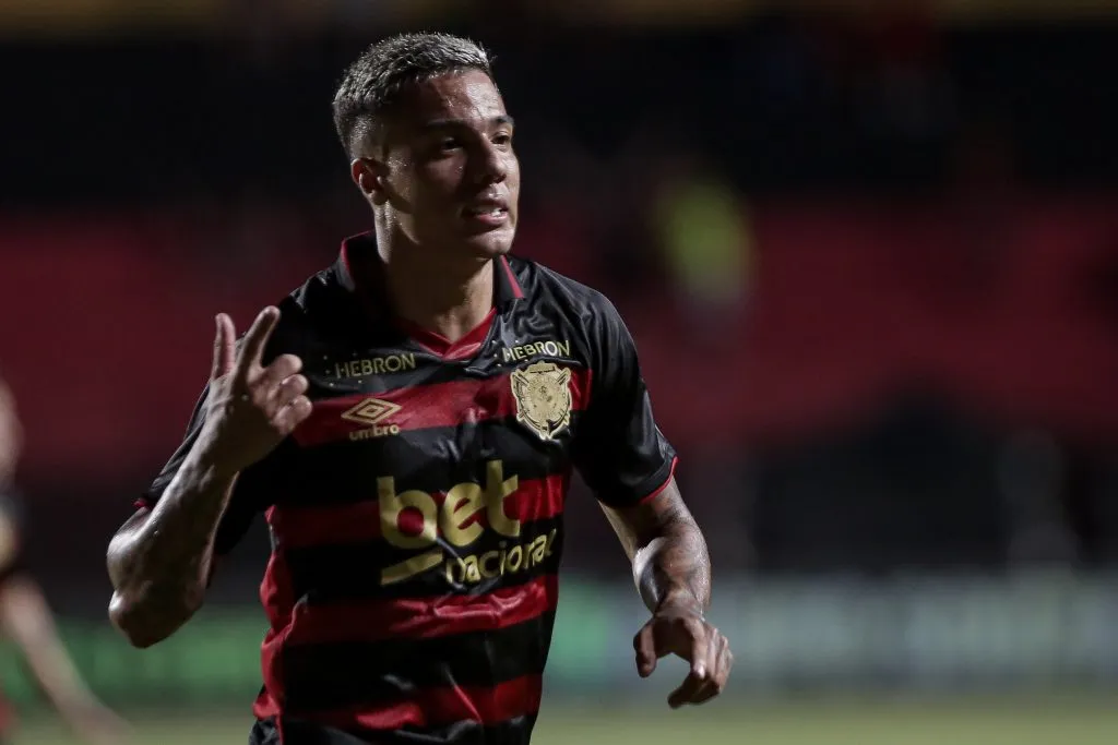 Contratação de Riquelme não tem ligação com Carlos Alberto – Foto: Rafael Vieira/AGIF.