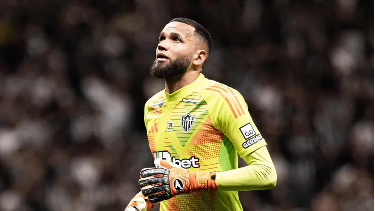 Everson jogador do Atletico-MG cobra penalti em decisao durante partida contra o Flamengo no estadio Arena MRV pelo campeonato Copa Do Brasil 2025. Foto: Mateus Dutra/AGIF