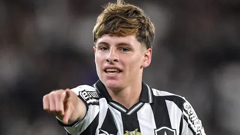 Álvaro Montoro volta ao Rio e vai tratar lesão no Botafogo