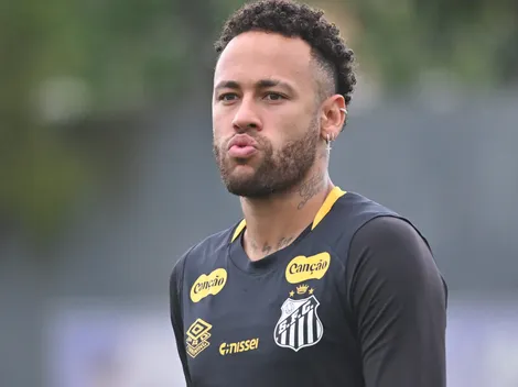 Neymar está fora de Palmeiras x Santos por conta do gramado sintético