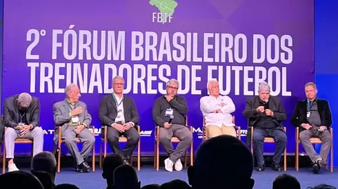 Helio dos Anjos, Zé Mário, Alfredo Sampaio, Gilson Kleina, Leão, Geninho e Oswaldo de Oliveira em evento na CBF. Foto: Raphael Zarko