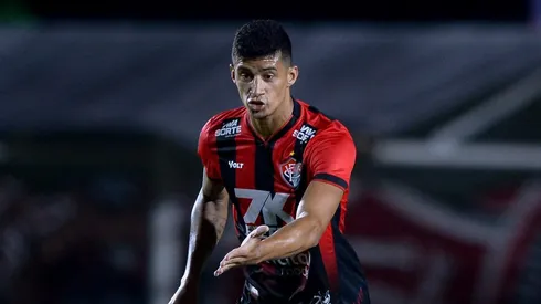Camutanga jogador do Vitoria durante partida contra o Atletico-BA no estadio Barradao pelo campeonato Baiano 2025. Foto: Jhony Pinho/AGIF