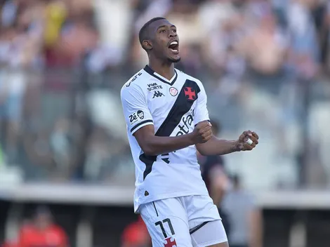 Rayan luta, mas passa despercebido em Botafogo x Vasco