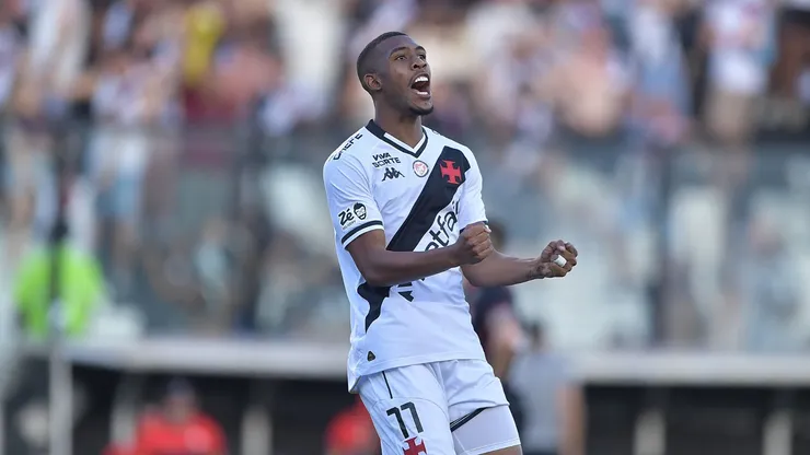 Rayan, atacante do Vasco. Foto: Thiago Ribeiro/AGIF