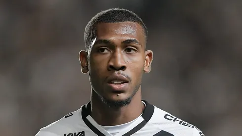 Rayan jogador do Vasco durante partida contra o Cruzeiro no estadio Sao Januario pelo campeonato Brasileiro A 2025. Foto: Thiago Ribeiro/AGIF