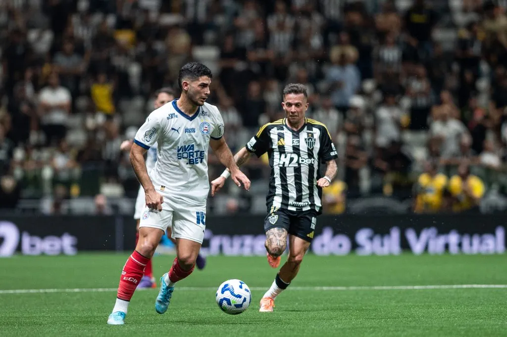 MG – BELO HORIZONTE – 05/11/2025 – BRASILEIRO A 2025, ATLETICO-MG X BAHIA – Araujo jogador do Bahia durante partida contra o Atletico-MG no estadio Arena MRV pelo campeonato Brasileiro A 2025. Foto: Alessandra Torres/AGIF