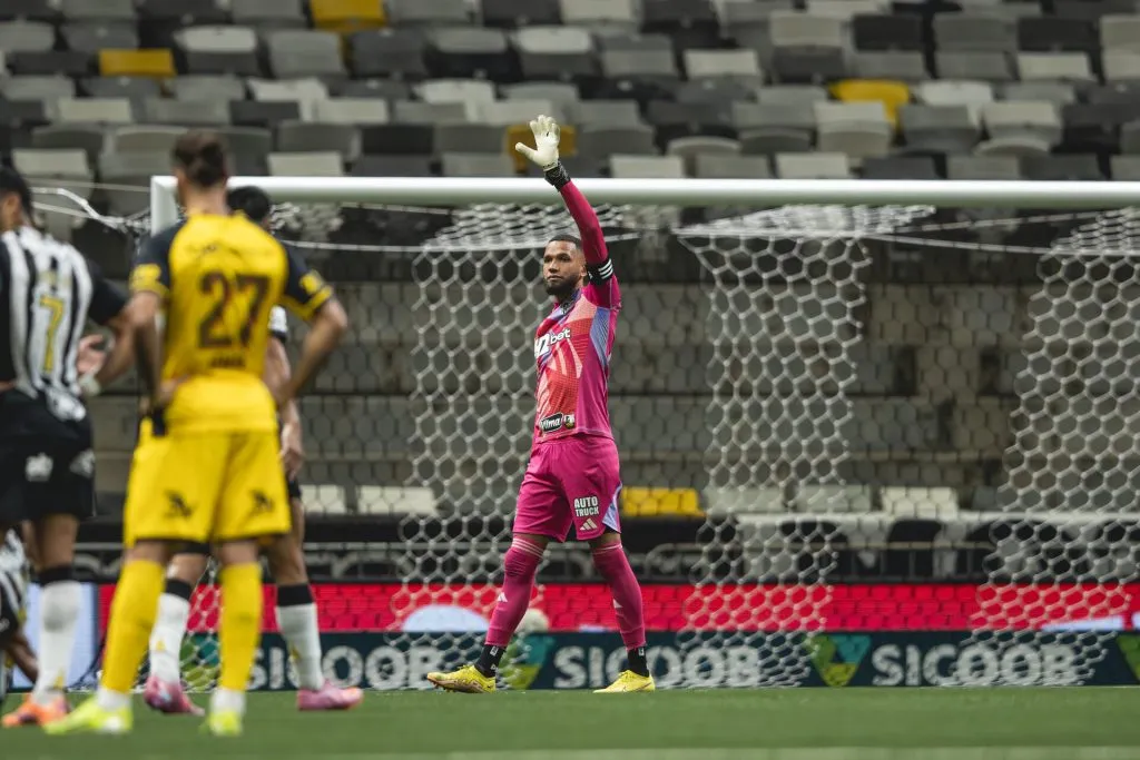 Aos 35 anos, o camisa 22 é um dos principais líderes do elenco (Foto: Pedro Souza/Atlético)