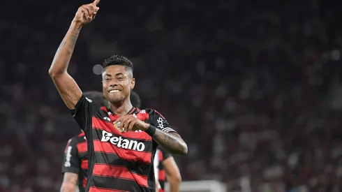 Bruno Henrique deve ser titular em Flamengo x Santos. Foto: Thiago Ribeiro/AGIF