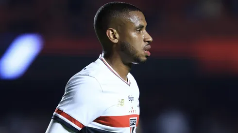 André Silva durante confronto contra o Athletico-PR na Copa do Brasil de 2025.