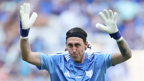 Cassio jogador do Cruzeiro durante aquecimento antes da partida contra o Vitoria no estadio Mineirao pelo campeonato Brasileiro A 2025. Foto: Gilson Lobo/AGIF