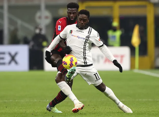 Bakayoko quando atuava pelo Milan, em 2022. Foto: Marco Luzzani/Getty Images