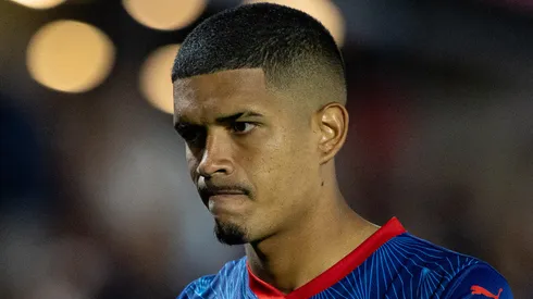 Lucas Barbosa durante confronto contra o Vasco no Campeonato Brasileiro de 2025.