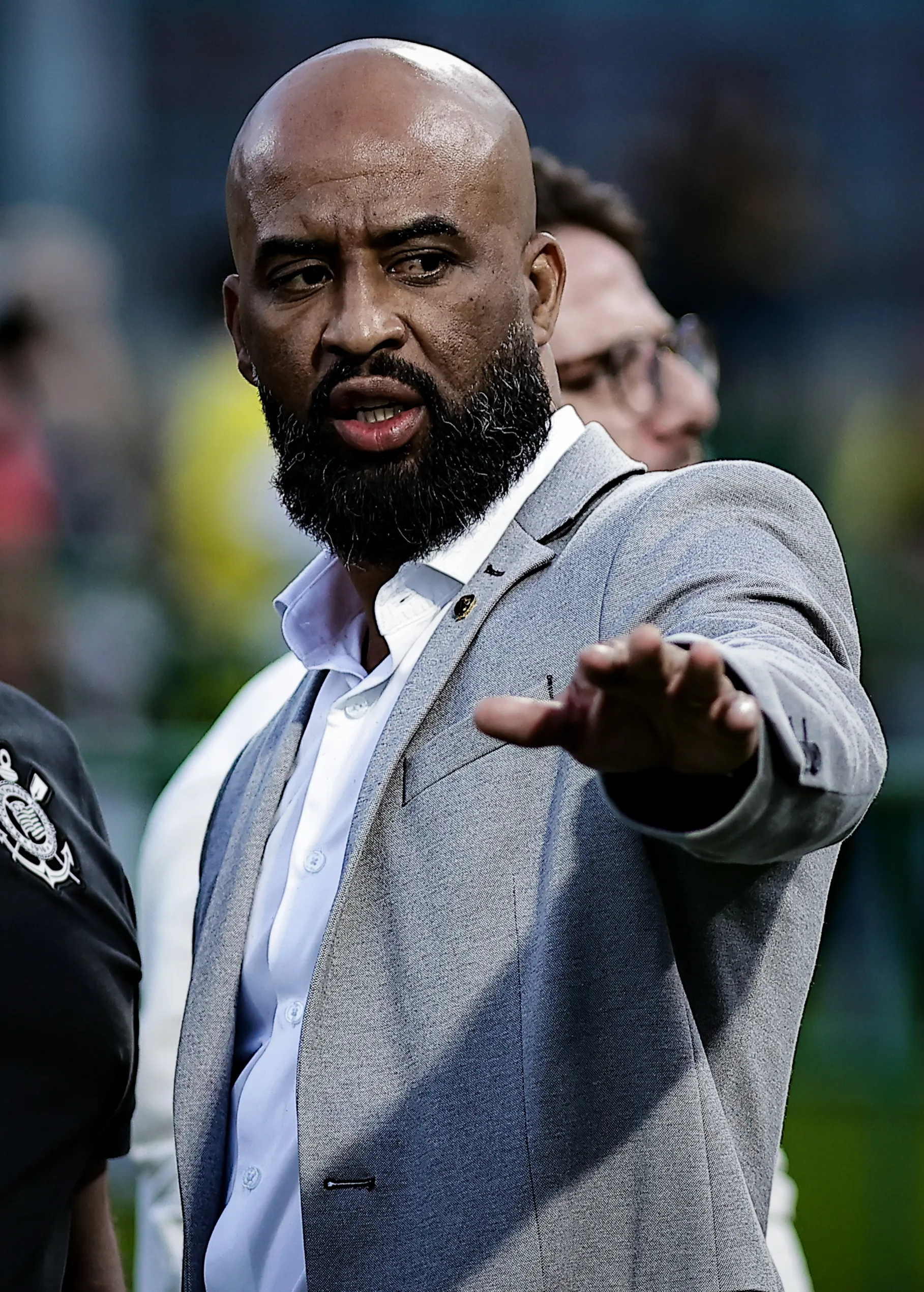 SP – BARUERI – 12/04/2025 – BRASILEIRO A 2025, PALMEIRAS X CORINTHIANS –  Fabinho Soldado diretor do Corinthians durante aquecimento antes da partida contra o Palmeiras no estadio Arena Barueri pelo campeonato Brasileiro A 2025. Foto: Fabio Giannelli/AGIF