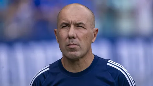 Leonardo Jardim tecnico do Cruzeiro durante partida contra o Vitoria no estadio Mineirao pelo campeonato Brasileiro A 2025. Foto: Fernando Moreno/AGIF