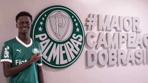 Koné, zagueiro contratado pelo Palmeiras. Foto: Divulgação Palmeiras