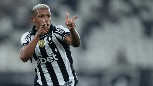 Danilo, volante do Botafogo. Foto: Jorge Rodrigues/AGIF