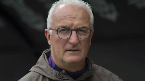 Dorival durante partida entre Corinthians e Grêmio no segundo turno do Brasileirão de 2025.