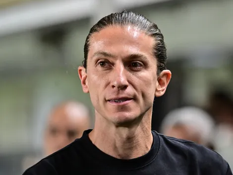 Filipe Luís irrita torcida em triunfo do Flamengo contra Santos de Neymar