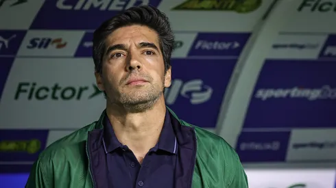 Abel Ferreira tecnico do Palmeiras durante partida contra o Santos no estadio Arena Allianz Parque pelo campeonato Brasileiro A 2025. Foto: Fabio Giannelli/AGIF