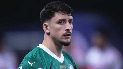 Joaquin Piquerez jogador do Palmeiras durante partida contra o Internacional no estadio Arena Allianz Parque pelo campeonato Brasileiro A 2025.