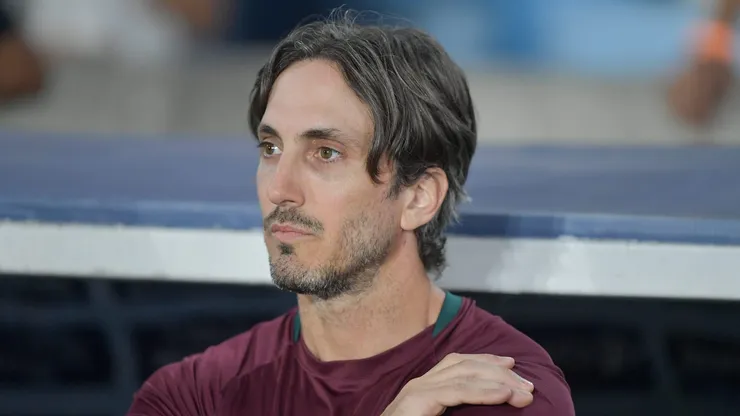 RJ - RIO DE JANEIRO - 29/10/2025 - BRASILEIRO A 2025, FLUMINENSE X CEARA - Luis Zubeldia tecnico do Fluminense durante partida contra o Ceara no estadio Maracana pelo campeonato Brasileiro A 2025. Foto: Thiago Ribeiro/AGIF