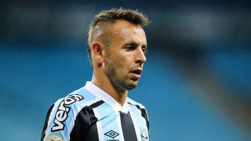 Rafinha pode trabalhar no Grêmio em 2026.