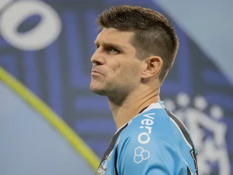 Torcida do Grêmio pede saída de Kannemann após nova falha