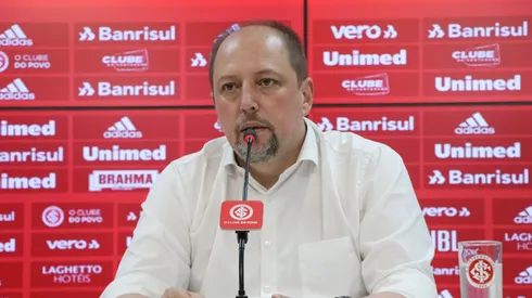 Coletiva do presidente Alessandro Barcellos e do vice-presidente de futebol João Patrício Hermann.