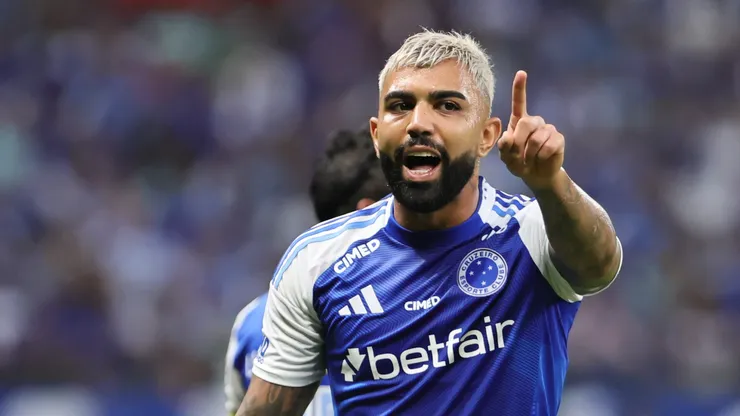 Gabriel Barbosa gabigol jogador do Cruzeiro reclama com a arbitragem durante partida contra o Fluminense no estádio Mineirão pelo campeonato Brasileiro A 2025. Foto: Gilson Lobo/AGIF