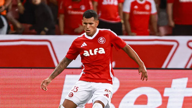 Internacional tinha dívida envolvendo Braian Aguirre.