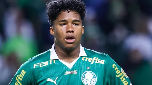 Endrick durante partida pelo Palmeiras na Libertadores de 2024.