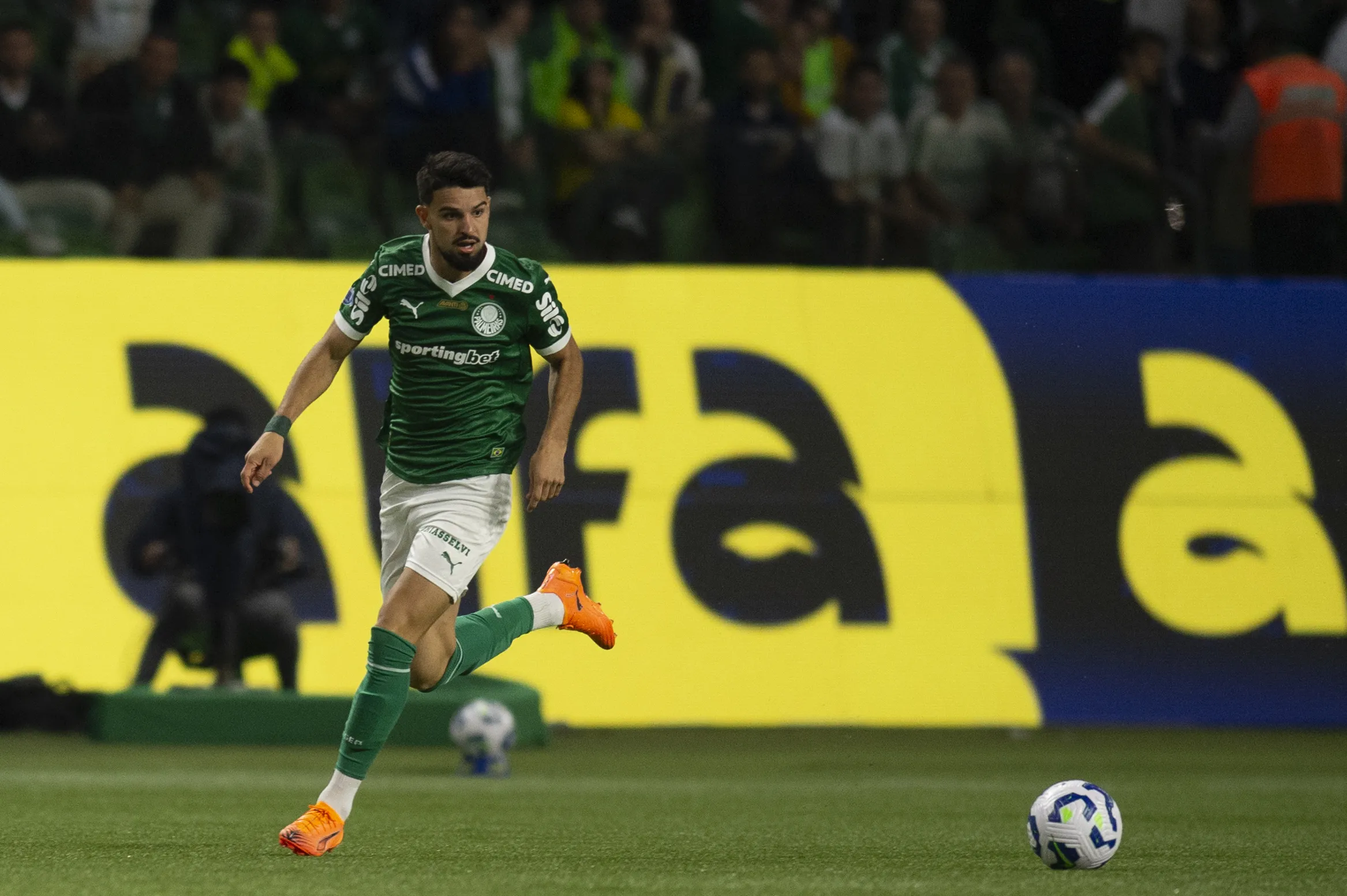 Flaco Lopez jogador do Palmeiras durante partida contra o Santos – Foto: Anderson Romao/AGIF