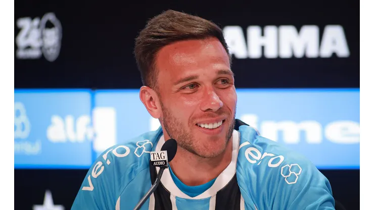 Permanência de Arthur é prioridade no Grêmio