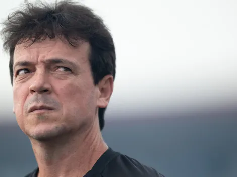 Com aval de Fernando Diniz Vasco encaminha primeiras saídas para 2026