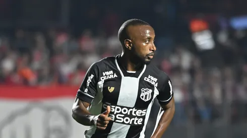 Dieguinho jogador do Ceara durante partida contra o Sao Paulo no estadio Morumbi pelo campeonato Brasileiro A 2025. Foto: Jota Erre/AGIF