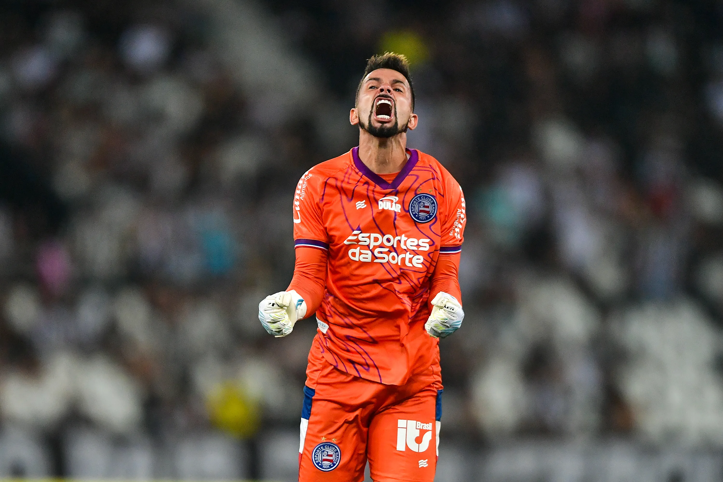RJ – RIO DE JANEIRO – 05/05/2024 – BRASILEIRO A 2024, BOTAFOGO X BAHIA – Marcos Felipe goleiro do Bahia durante partida contra o Botafogo no estadio Engenhao pelo campeonato Brasileiro A 2024. Foto: Thiago Ribeiro/AGIF