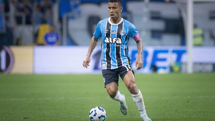 Marcos Rocha deve atuar em Grêmio x Vasco. Foto: Maxi Franzoi/AGIF