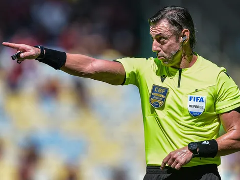 Torcida do Santos critica escolha de Claus para clássico com o Palmeiras