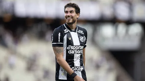 Pedro Raul virou destaque no Ceará, mas voltará ao Corinthians