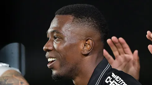 Cuesta jogador do Vasco comemora seu gol durante partida contra o Ceara no estadio Sao Januario pelo campeonato Brasileiro A 2025. Foto: Thiago Ribeiro/AGIF