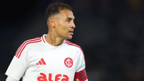 Alan Patrick é um dos pendurados do Internacional contra o Ceará