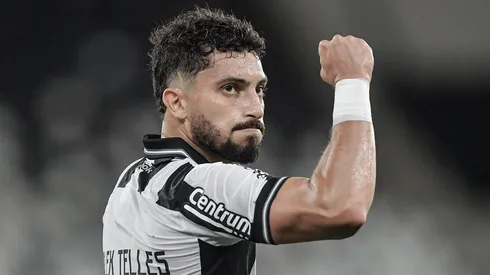 Alex Telles, jogador do Botafogo