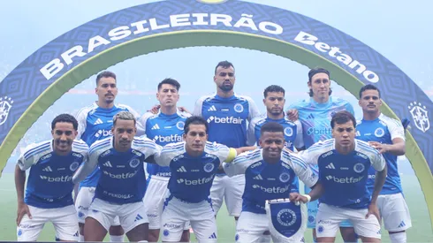 Jogadores do Cruzeiro durante entrada em campo para partida contra o Fluminense no estadio Mineirao pelo campeonato Brasileiro A 2025. Foto: Gilson Lobo/AGIF